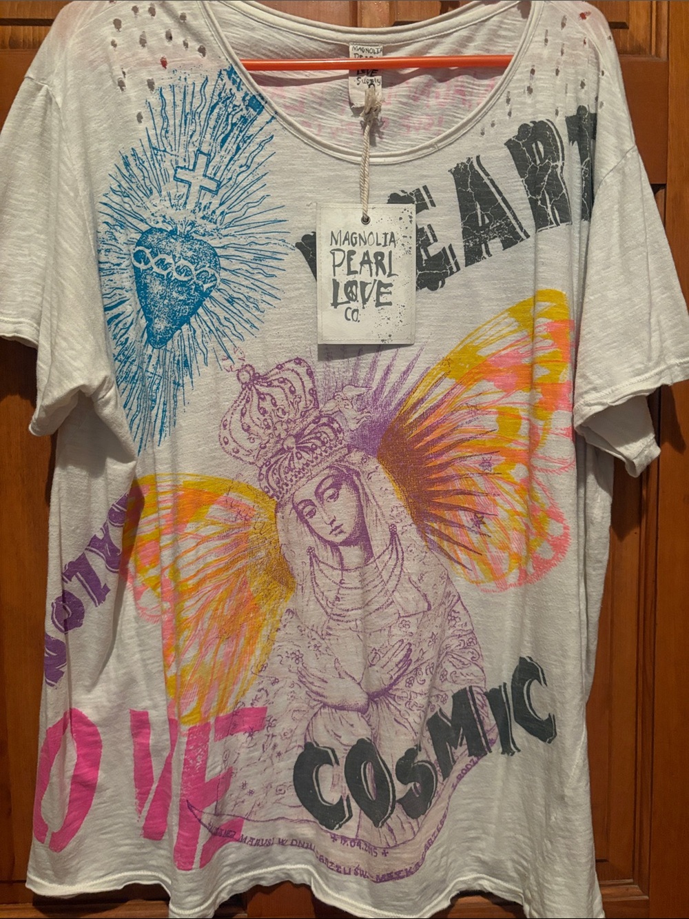 Magnolia Pearl White Tee with Multicolor Butterfly and Graphic Prints - Picture 4 of 9